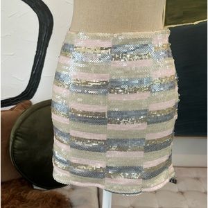 NEWw/Tags Sparkle and Shine FRANCESCA’S Sequin Mini Skirt